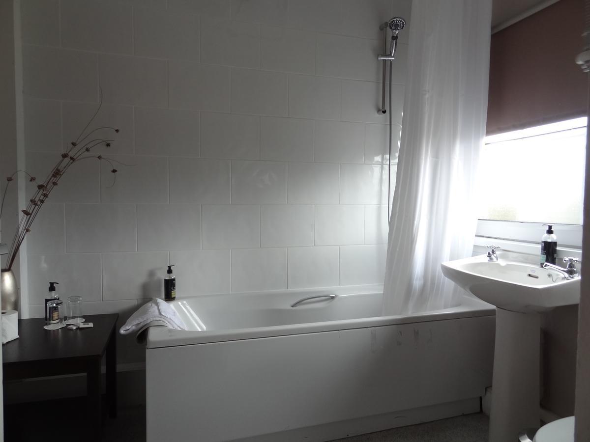 The Pytchley Inn West Haddon Room photo